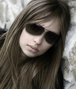 Carrie Dababi (01b).png
