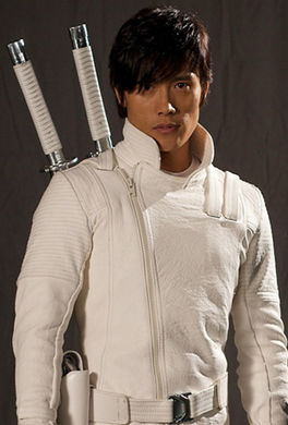 Stormshadow-0418-00.jpg